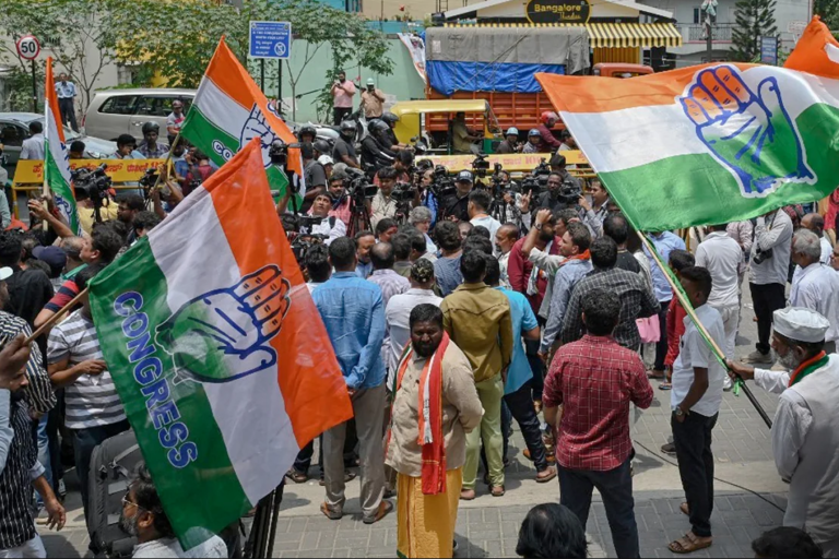 Challenging the Norm: India’s Unsettling Festival Season Spending Trends in 2023