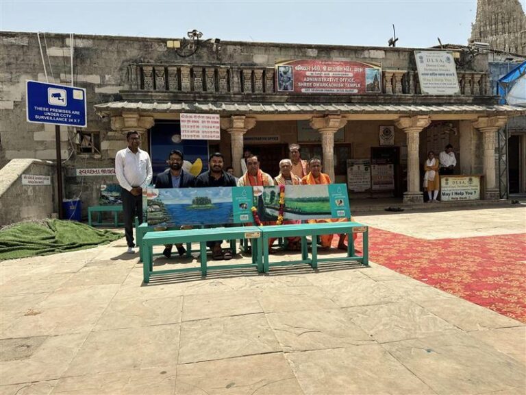 Bisleri International Installs Recycled Plastic Benches at Dwarkadhish Temple in Gujarat